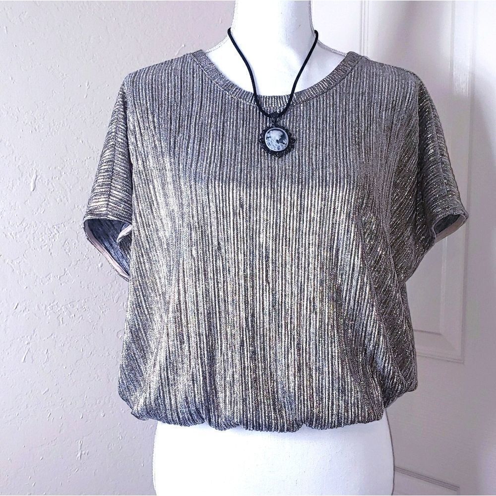 Forever 21 gold silver top M
